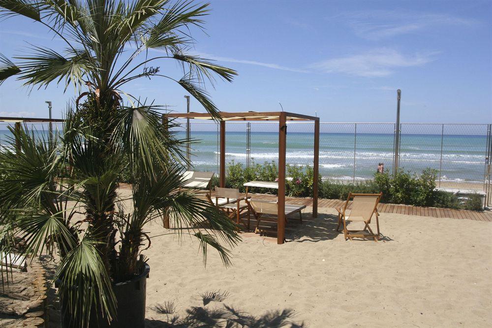 Hotel Il Delfino San Vincenzo Exterior photo